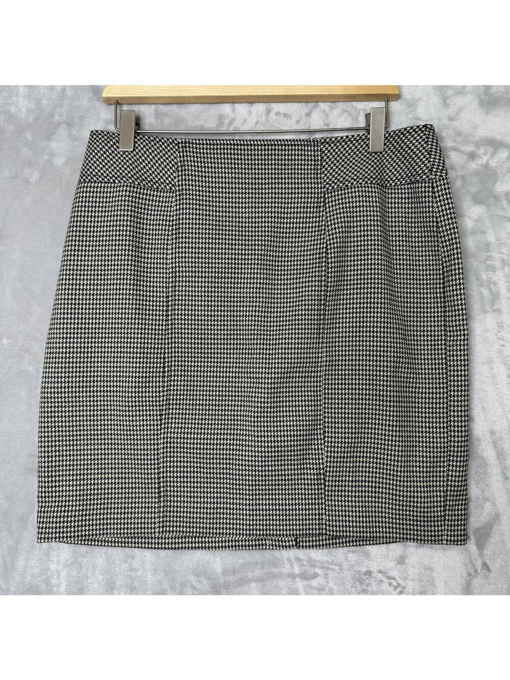 Ann Taylor Loft Skirt Womens 8P Black Tan Houndstooth Petite Stretch Career NEW